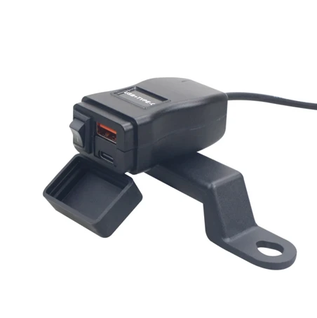 YC-A149PD PUERTO USB A +USB C DE CARGA RAPIDA PARA MOTO CON INTERRUPTOR